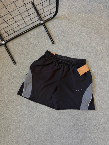BERMUDA NIKE