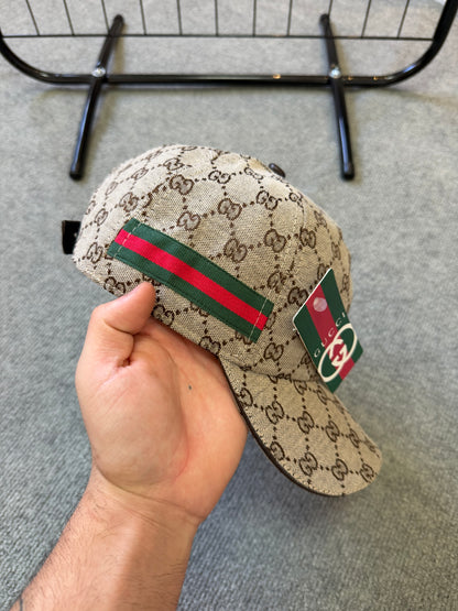 BONÉ GUCCI