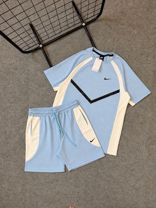 CONJUNTO NIKE TECH (SUEDINE)