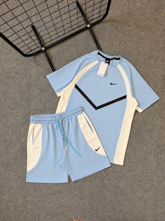 CONJUNTO NIKE TECH (SUEDINE)